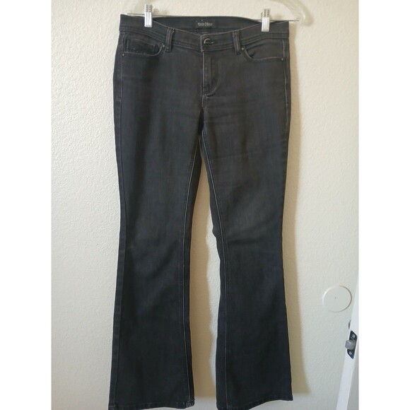 White House Black Market Feel Beautiful Black Jeans Womens Size 6R Flare Leg - Picture 1 of 16